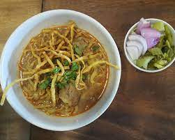 Inexpensive Chiang Mai Lanna Cuisine Delights 1: Khao Soi 2 Chiang Mai Lanna cuisine