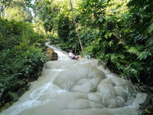 5 Charming pit stops: Chiang Mai to Pai 2 chiang mai to pai Bua Thong Waterfall